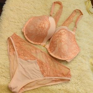 Adore Me matching bra & panty set